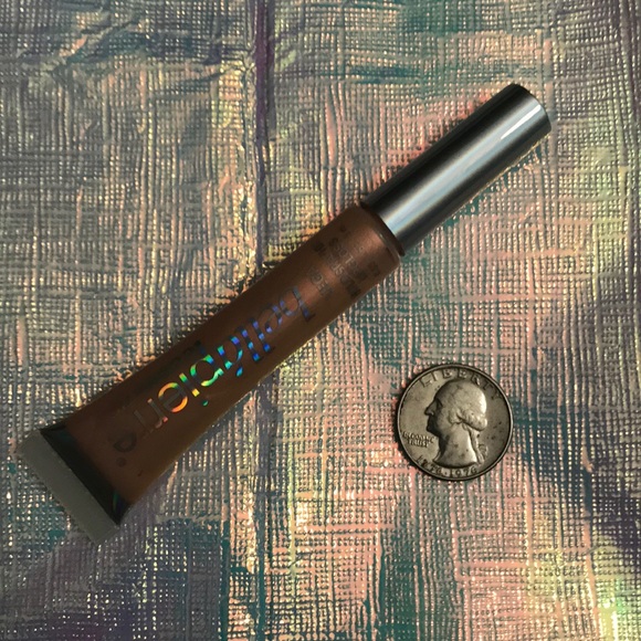 3/$25 Bellapierre Holographic Lipgloss - Vega - Picture 6 of 7